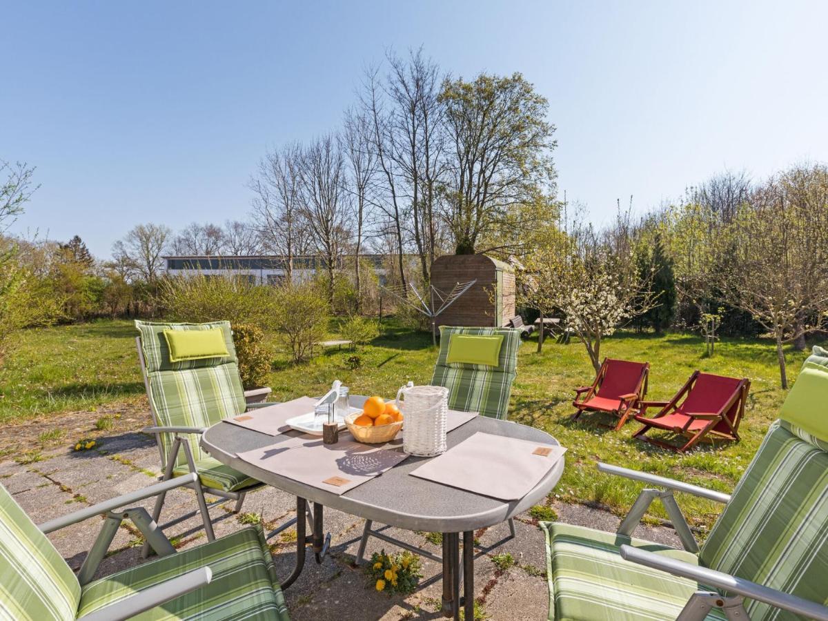 Elegant Apartment With Garden In Gingst Eksteriør bilde
