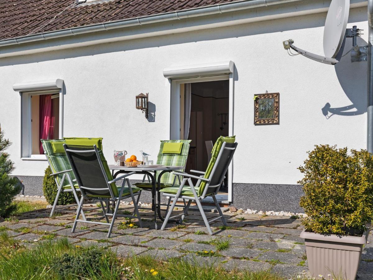 Elegant Apartment With Garden In Gingst Eksteriør bilde